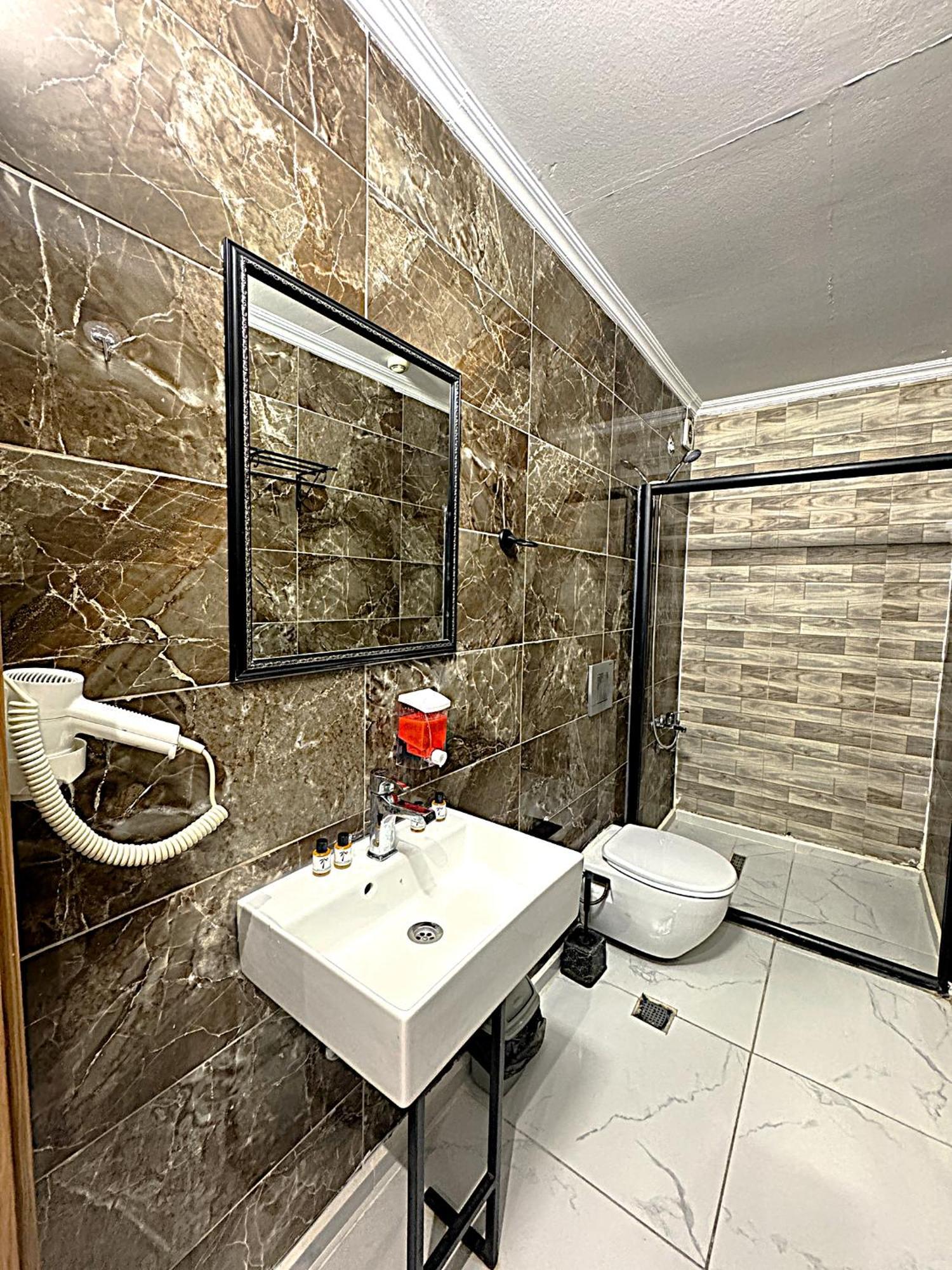 Grand Lara & Appartement